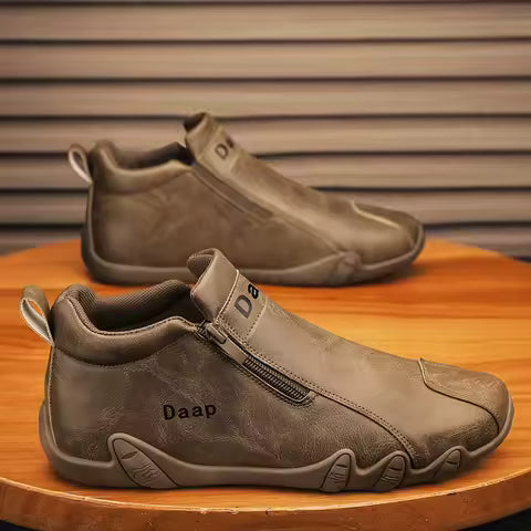Botines de cuero estilo mocásin para hombre