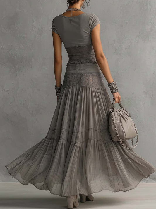 Conjunto Top de Encaje Gris y Falda Maxi Plisada