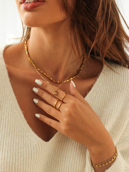 Collar con colgante de corazón de alivio