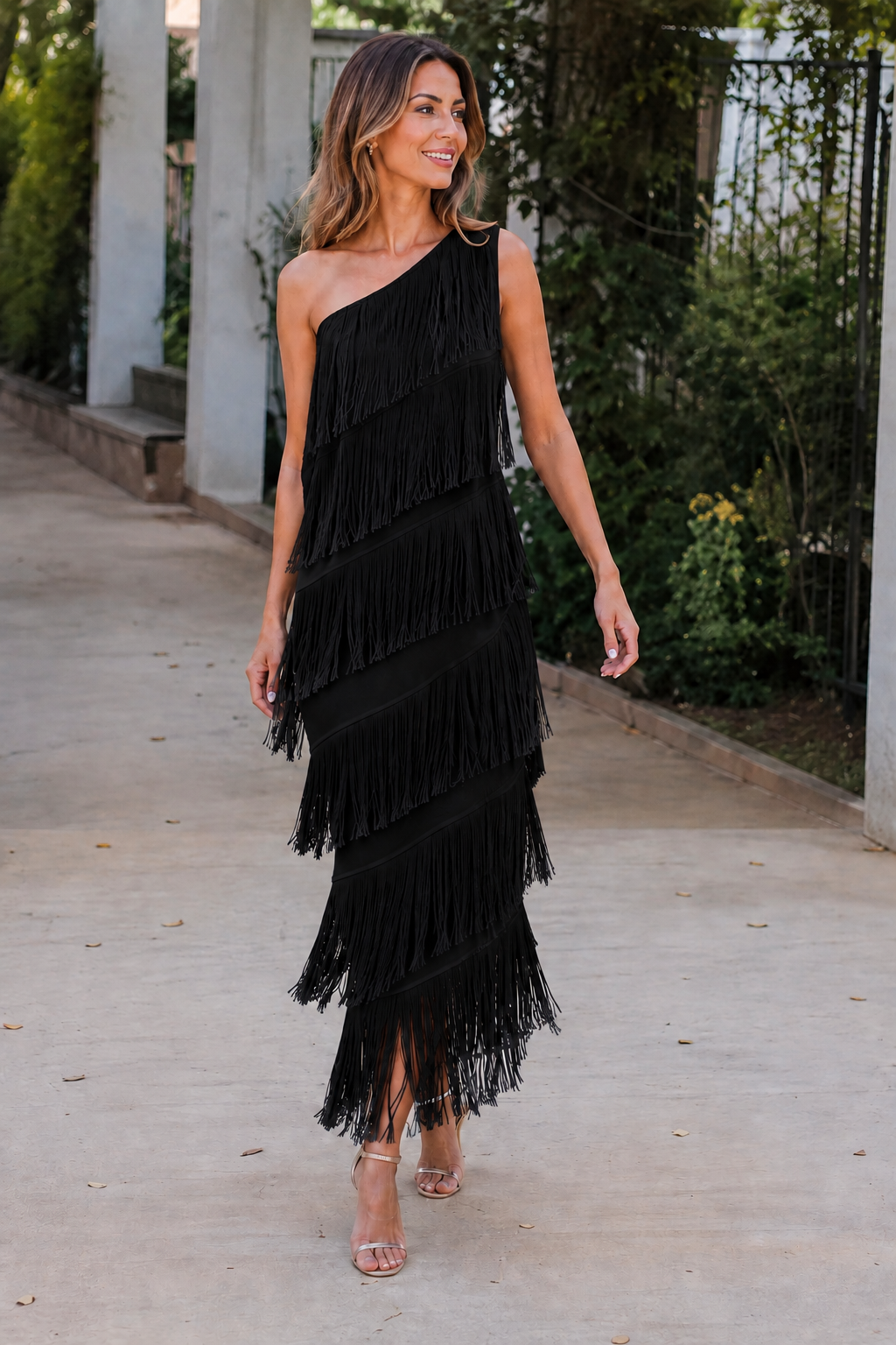 VALENTINA | Vestido maxi con flecos elegantes