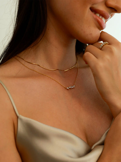 Cadena Suave, Elegante y Moderna
