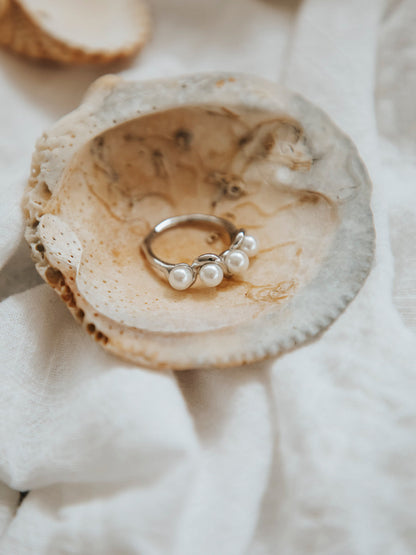 Anillo de Perla Elegante