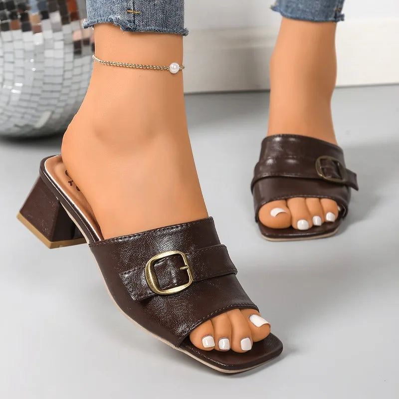VALENTINA - Zapatillas de Tacón de Bloque con Hebilla Marrones