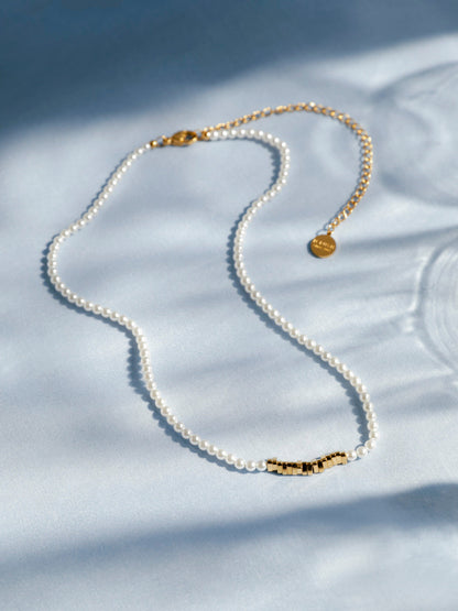 Collar de Perlas en Fragmentos