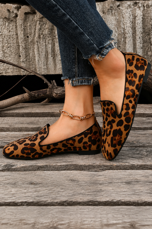 cristina-bailarinas-de-leopardo-con-cadena-dorada