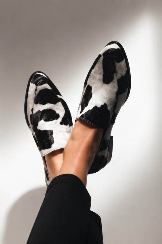 nuria-mocasines-de-pelo-estampado-vaca